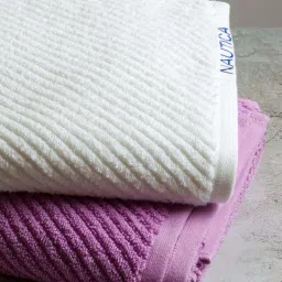 Nautica Cross View White & Lilac Cotton 600 GSM Fluffy Zero Twist Bath Towel - Set of 2 image 4
