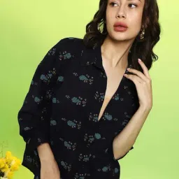 Campus Sutra Black Regular Fit Printed Shirt image 4