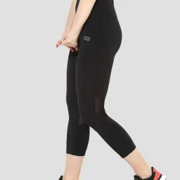 SILVERTRAQ Black Logo Print Capris image 4