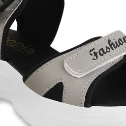 Shoetopia Women's Grey Floater Wedges image 4