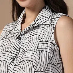 Moda Rapido Embroidered Top With Trousers Co-Ords image 3