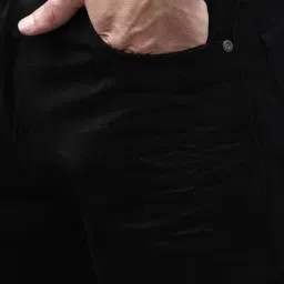 Lindbergh Black Regular Fit Shorts image 4