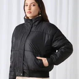 Globus Women Mock Collar Solid Insulator Puffer Jacket image 4