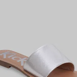 Kickers Women Open Toe Flats image 2