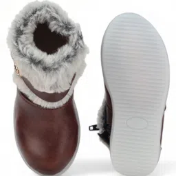 Lil Lollipop Stones Embellished Fur Detailed Zipper LED Boots - Brown image 5