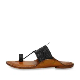 Kalapuri Men's Black Kolhapuri Sandals image 4