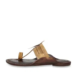 Kalapuri Men's Tan Kolhapuri Sandals image 4