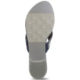 Metro Women's Grey Thong Sandals image 4