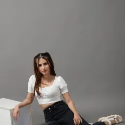 showoffff SHOWOFF High-Rise Charcoal Mildly Distressed Jeans image 4