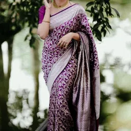 CANIZZARO Woven Design Zari Silk Blend Banarasi Saree-picture-31