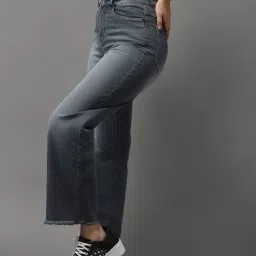 showoffff SHOWOFF High-Rise Grey Clean Look Jeans image 3