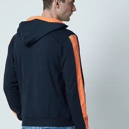 PERF Men Hooded Sweatshirt image 5