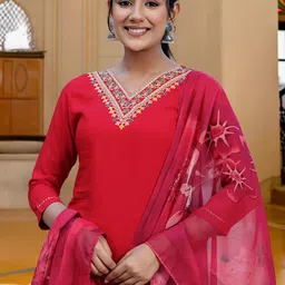 Navlik Women Ethnic Motifs Embroidered Kurta with Trousers & Dupatta image 3