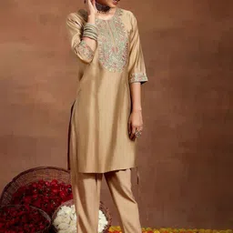 KALINI Women Ethnic Motifs Embroidered Regular Thread Work Chanderi Silk Kurta with Trousers & With Dupatta image 3