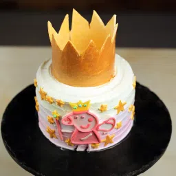 Peppa Pig Theme Designer Cake image 2