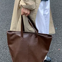 StyleCast x Revolte Women Solid Shopper Tote Bag image 2