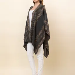 Anouk Women Printed Shrug image 5