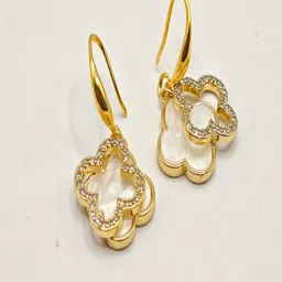 SAPRAA TRENDS Gold-Plated American Diamond-Studded Jewellery Set image 3