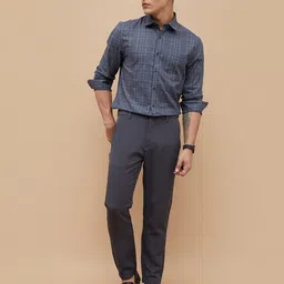 CODE by Lifestyle Men Slim Fit Windowpane Checked Spread Collar Cotton Casual Shirt image 2