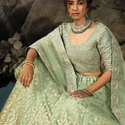 ETHNIC PLUS Embroidered Net Semi-Stitched Lehenga & Unstitched Blouse With Dupatta image 4