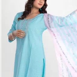 Label By Anusha Embroidered Notch Neck Mirror Work Kurta with Trousers & With Dupatta image 3