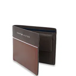 Tommy Hilfiger Men Textured Leather Two Fold Wallet image 3