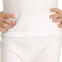 Kanvin Boys White Thermal Set image 4