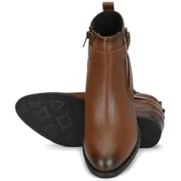 Delize Women's Tan Casual Booties image 5