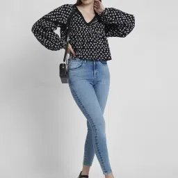 Spykar Black & White Cotton Printed Top image 4