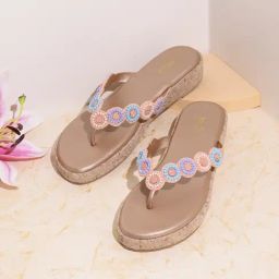 Inc.5 Women's Rose Gold Thong Sandals-picture-6