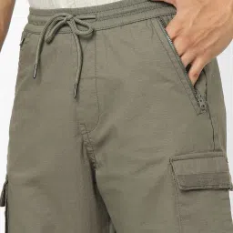 celio Celio* Olive Green Cotton Regular Fit Shorts image 4