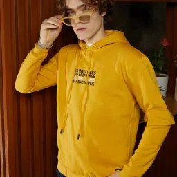 Campus Sutra Yellow Regular Fit Printed Hooded Sweatshirt image 1