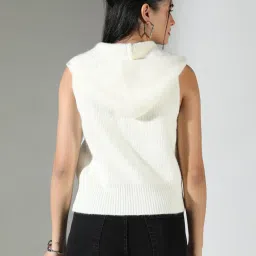 showoffff Showoff Off White Regular Fit Top image 4