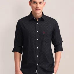 U.S. Polo Assn. Black Cotton Regular Fit Printed Shirt image 1