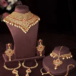 Peora Gold-Plated Kundan Bridal Choker Necklace Earrings Maangtikka Nathiya Hath Panja Jewellery Set image 1