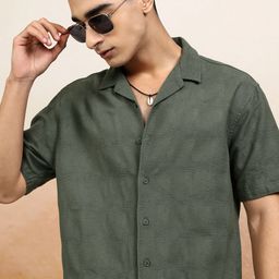 HIGHLANDER Men Olive Mocklino Dobby Textured Solid Cuban Collar Relaxed Shirt-picture-27