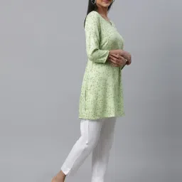 Aurelia Green Printed Straight Kurti image 4