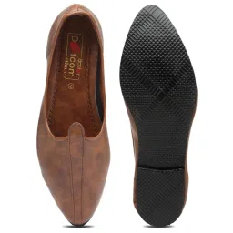 Action Men's Tan Casual Juttis image 4