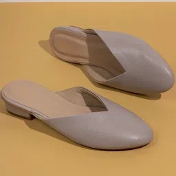 Inc.5 Women's Grey Mule Shoes image 1