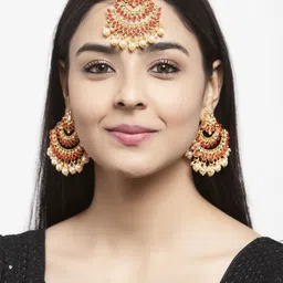 Shining Diva Gold Plated Red & White Stone Studded & Pearl Beaded Maang Tika Earrings Set-image-44