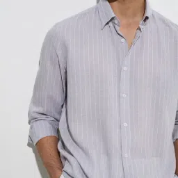 Ascot by Westside Grey Pinstriped Relaxed-Fit Shirt image 4