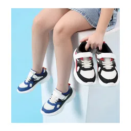 TRASE Colour Blocked Velcro Closure Sneakers - Black & Red image 3