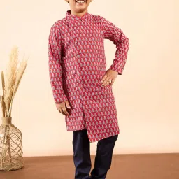 StyloBug Boys Red Cotton Printed Kurta Set image 1