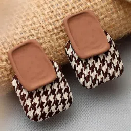 Sohi Gold Plated Party Designer Stone Drop Earrings image 1