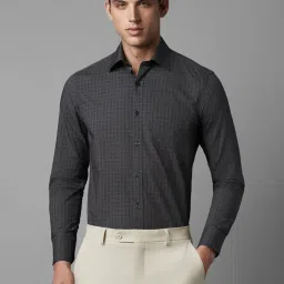 Louis Philippe Grey Cotton Regular Fit Checks Shirt image 1
