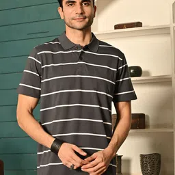 Kor Men Polo Neck Stripes Pocket Short Sleeves T-shirt-image-33