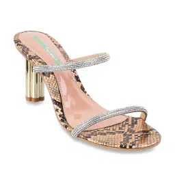 Catwalk Women's Sliver Casual Sandals image 1
