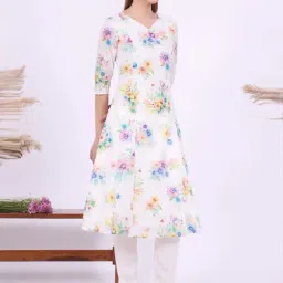 Aurelia White Pure Cotton Floral Kurta image 5