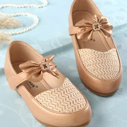 Cute Walk by Babyhug Slip On Bellies with Bow Applique - Champagne-picture-15