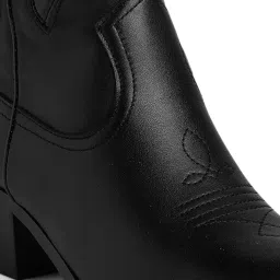 Aldo Women's Black Casual Booties image 4